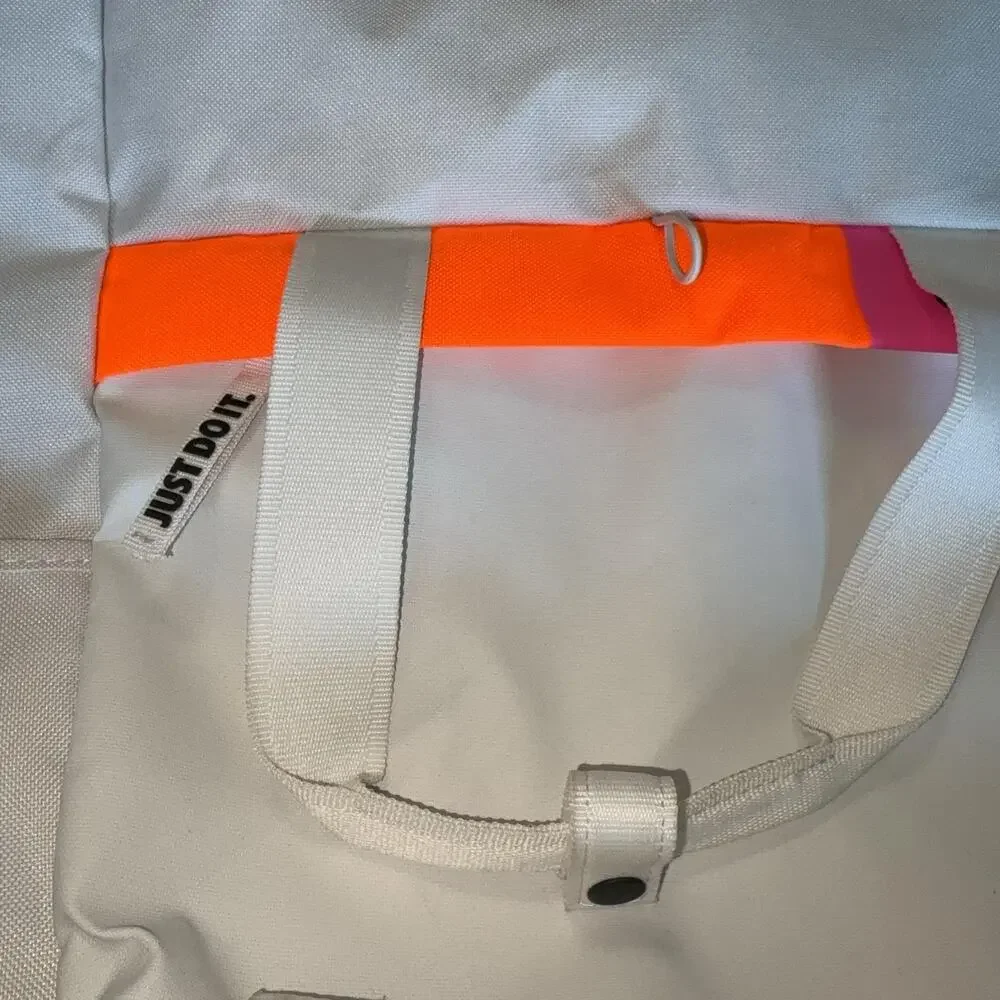 Nike White 20